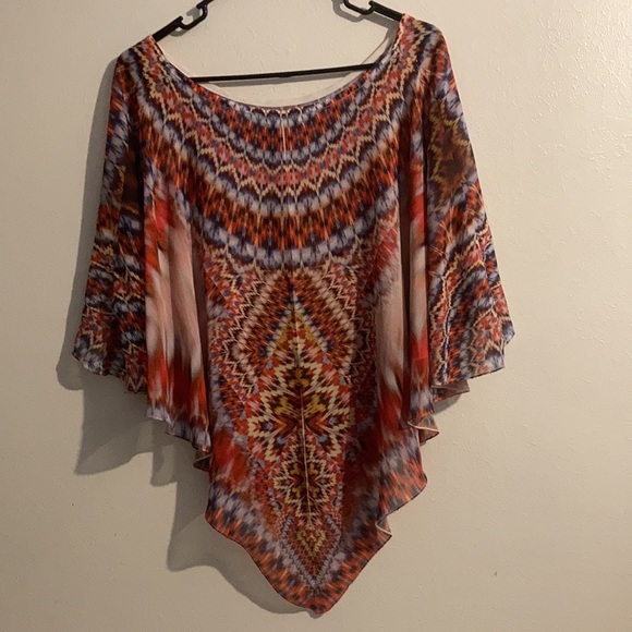 Poncho Top - Picture 4 of 7